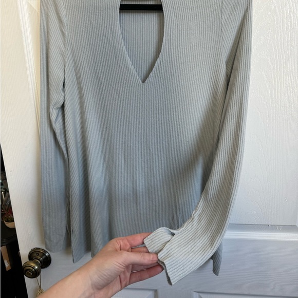 Urban Outfitters Project T Cut-Out Blue Sweater - Picture 3 of 6